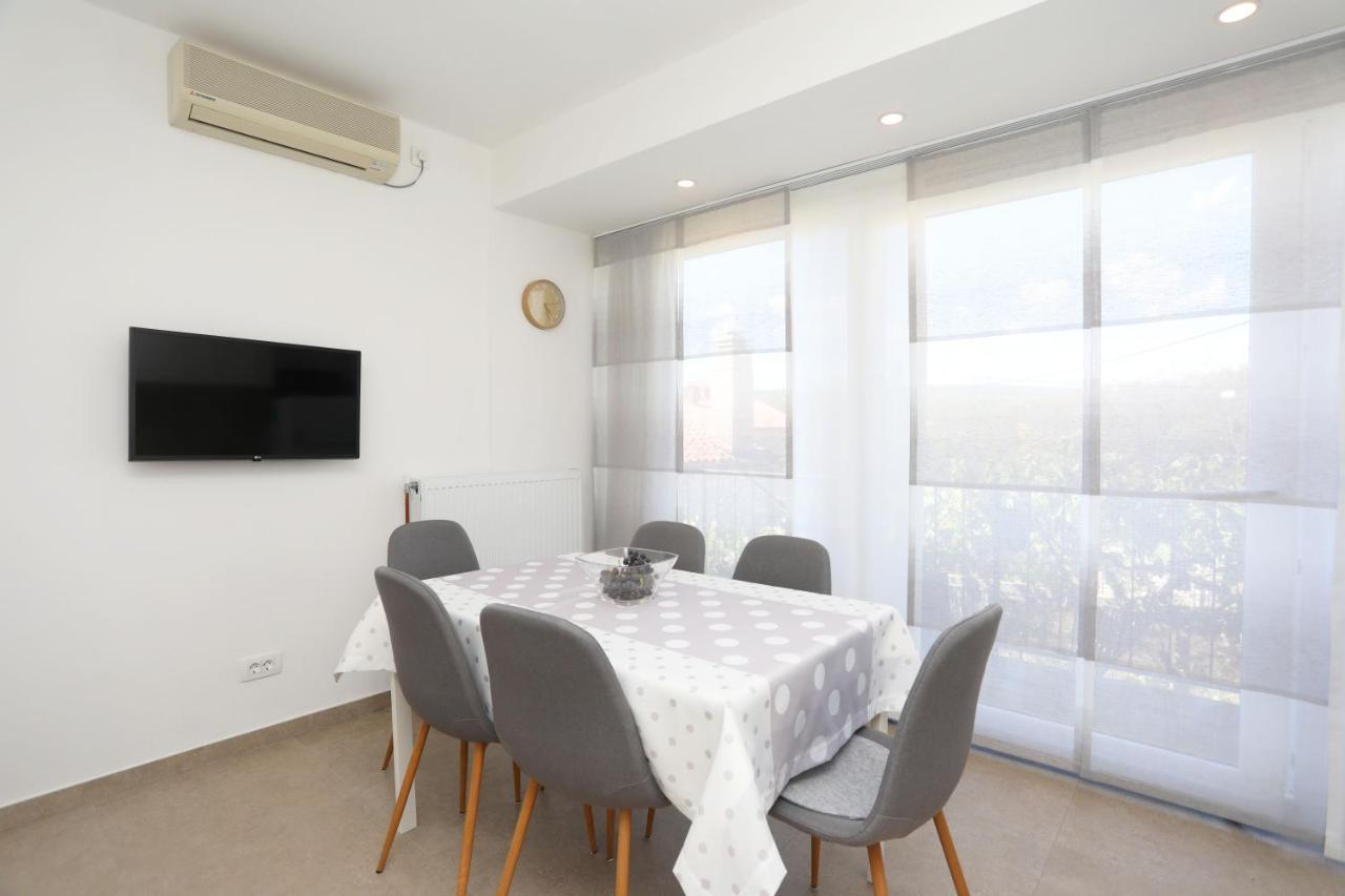 Falichi Apartment *